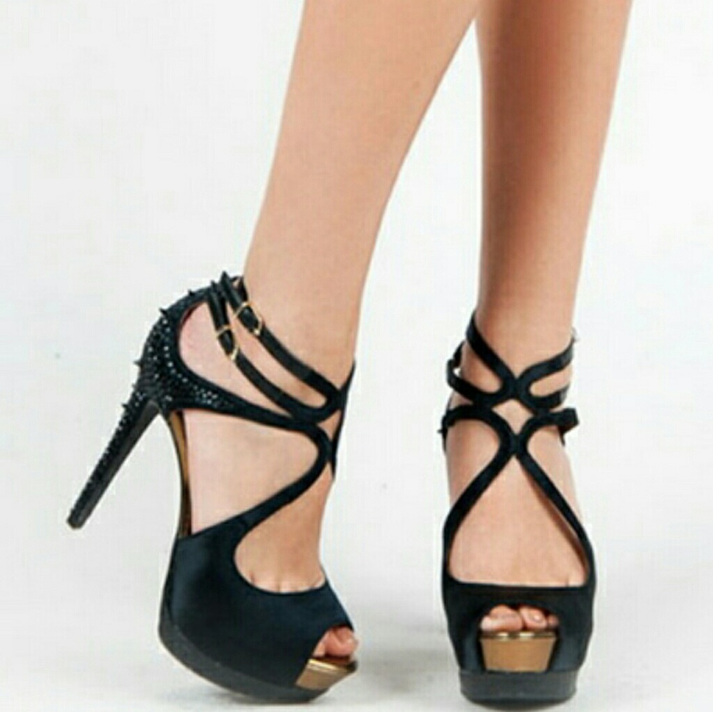✔HP🥇Sam Edelman Pryce Black Leather Spiked sandals - Picture 3 of 8